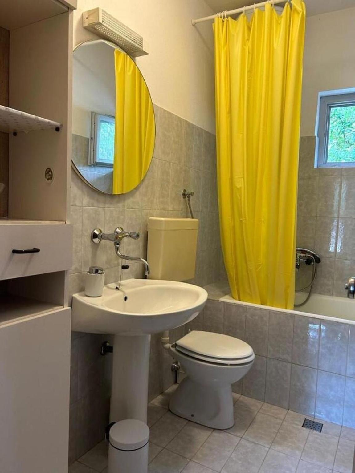 Apartments Matkov - Quite And Peaceful Location Jelsa  Luaran gambar