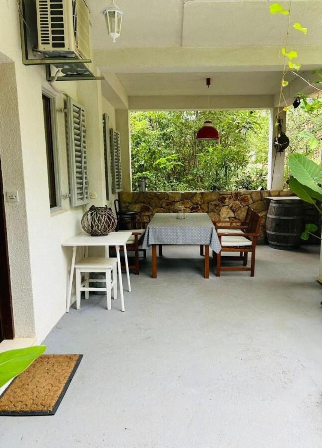 Apartments Matkov - Quite And Peaceful Location Jelsa  Luaran gambar