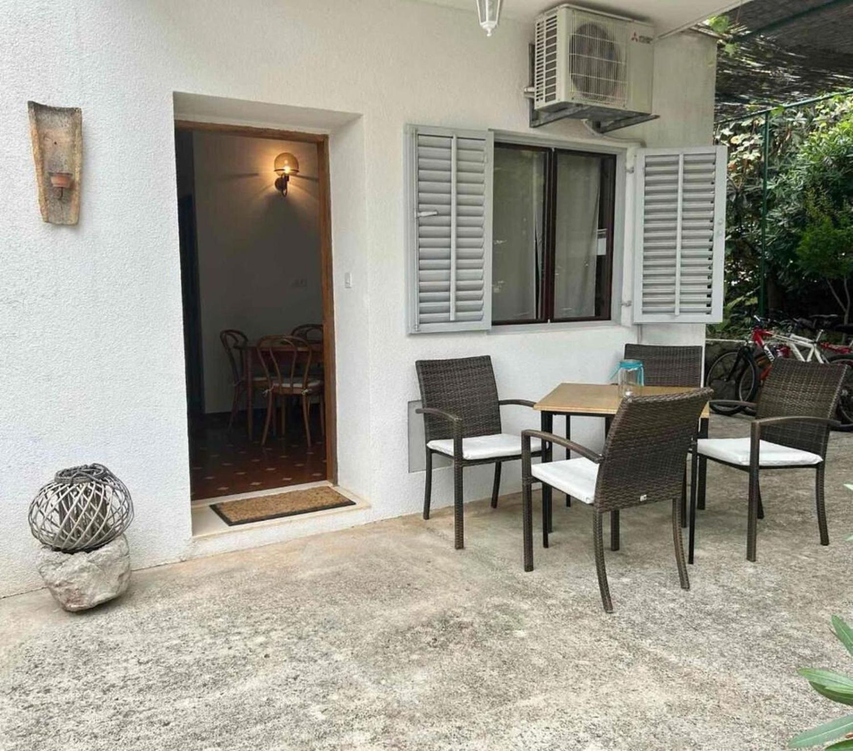 Apartments Matkov - Quite And Peaceful Location Jelsa  Luaran gambar