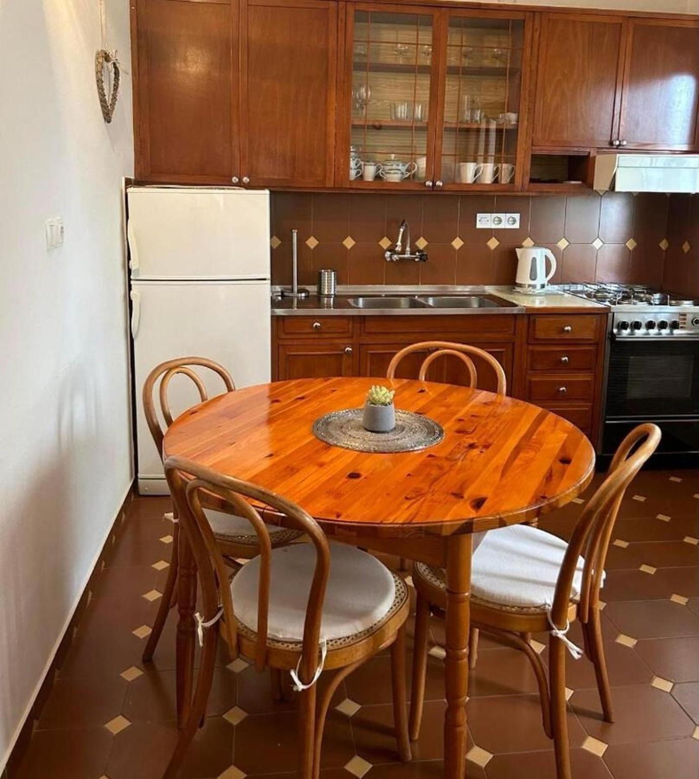 Apartments Matkov - Quite And Peaceful Location Jelsa  Luaran gambar