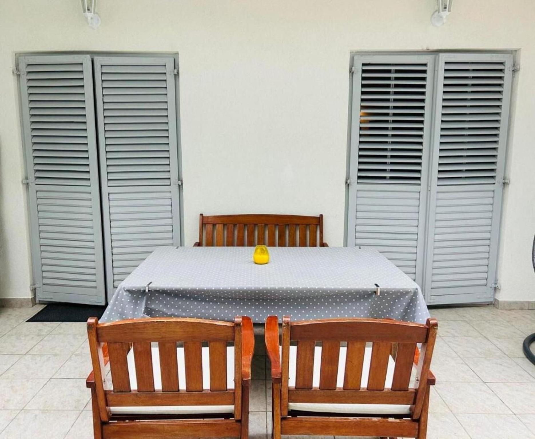 Apartments Matkov - Quite And Peaceful Location Jelsa  Luaran gambar