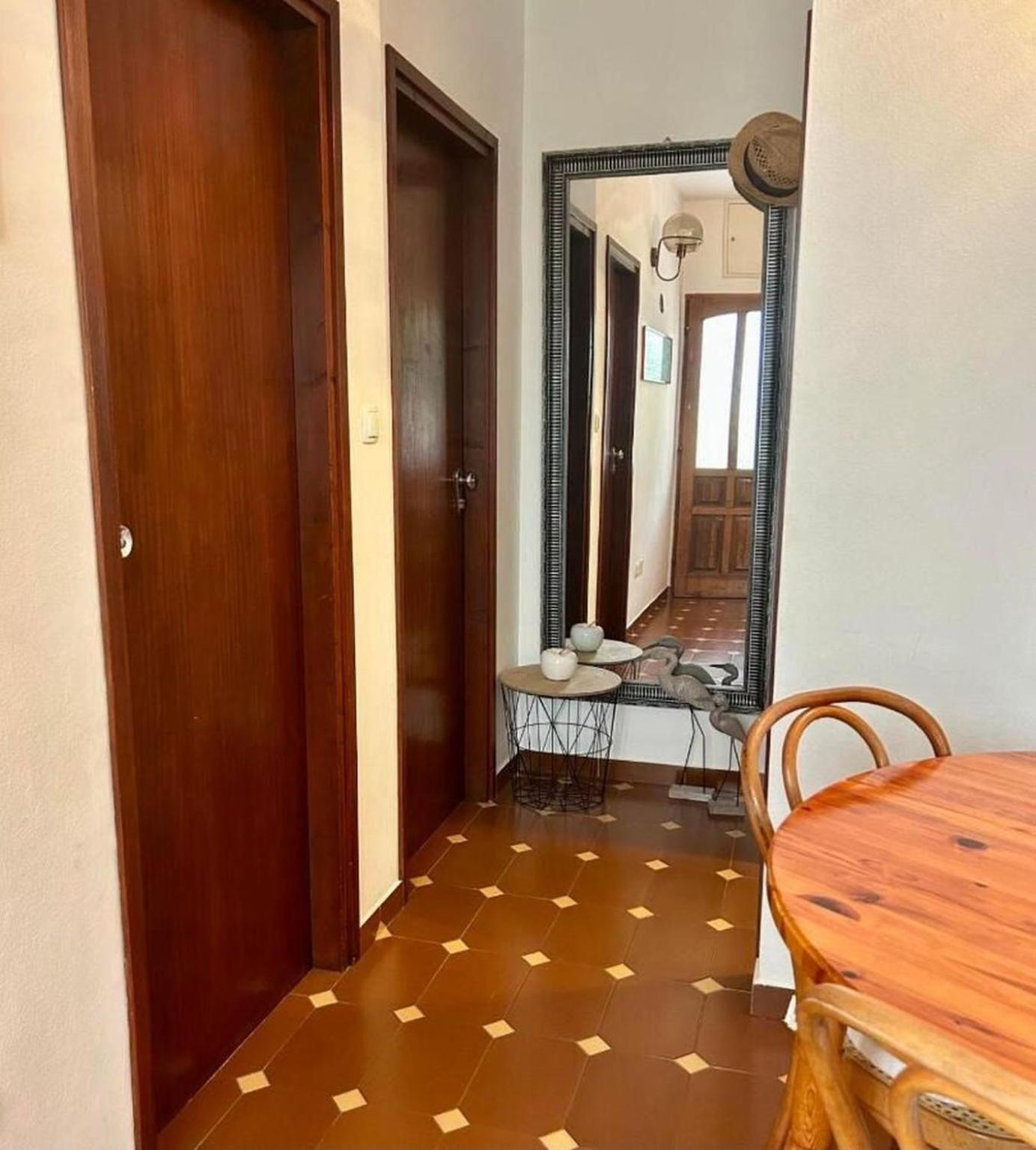 Apartments Matkov - Quite And Peaceful Location Jelsa  Luaran gambar