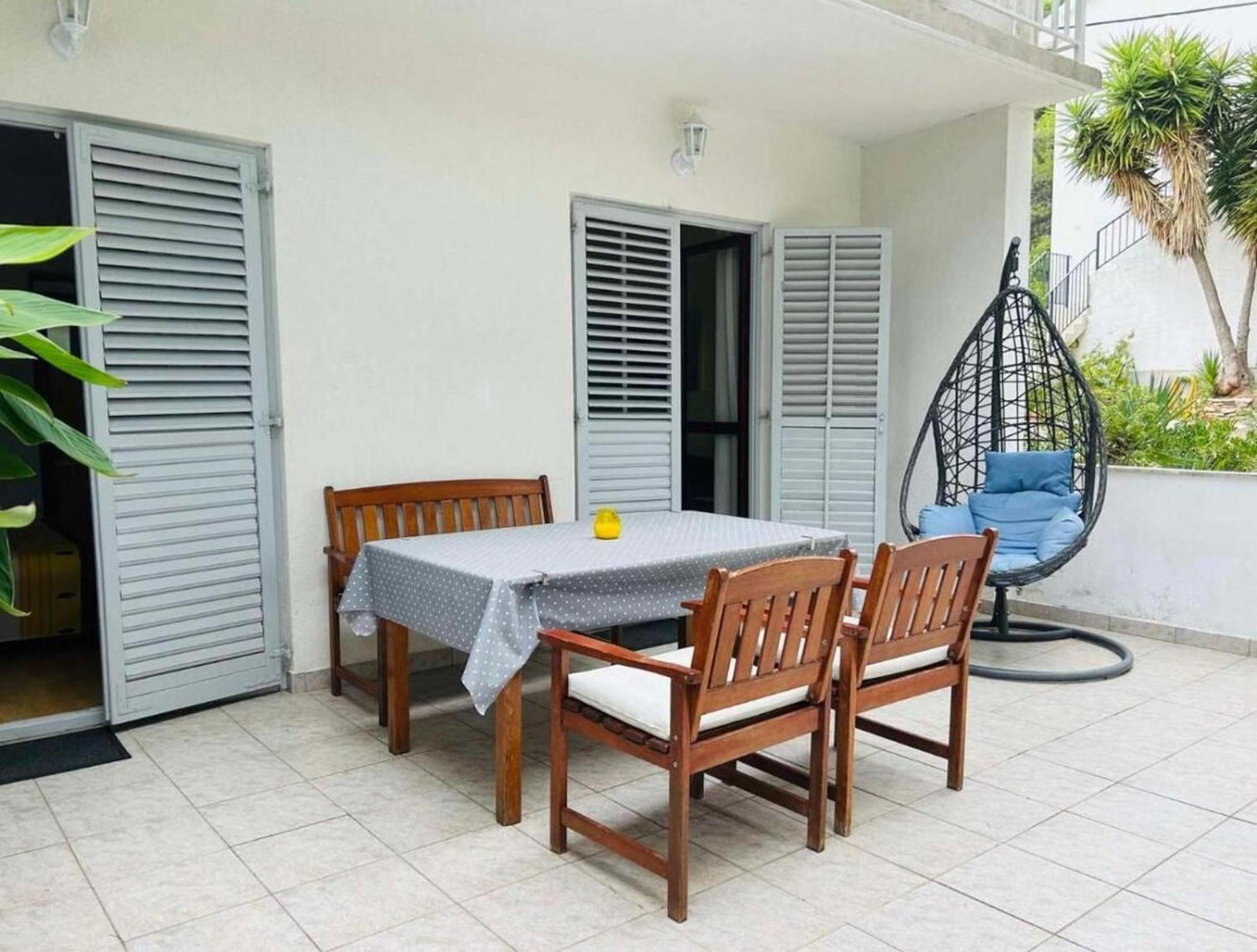 Apartments Matkov - Quite And Peaceful Location Jelsa  Luaran gambar